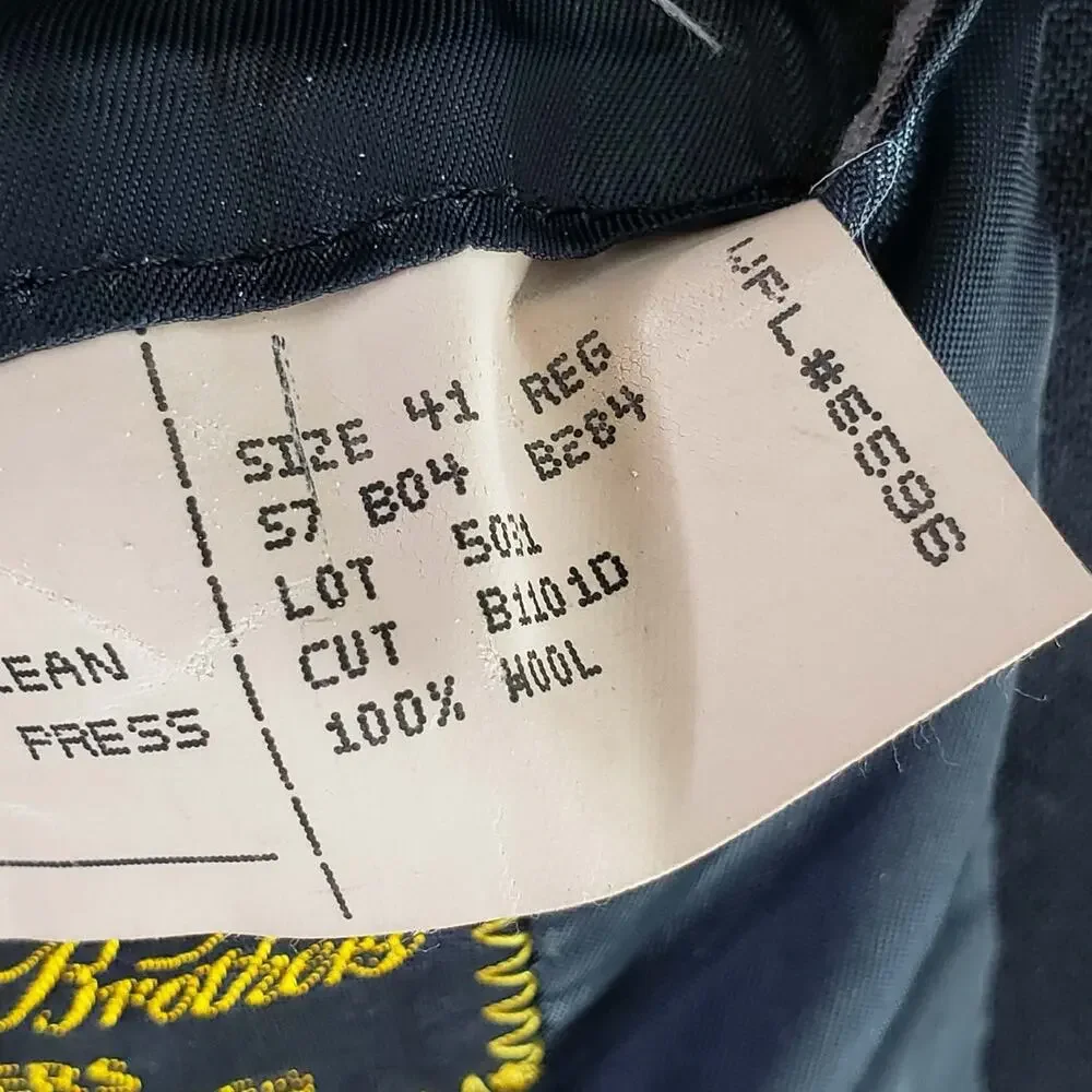 Brooks Brothers Madison Loro Piana Blazer Men's 41R Navy Gold Logo Buttons